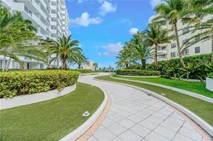 100 Lincoln Rd, Miami Beach, FL 33139 - Photo 37