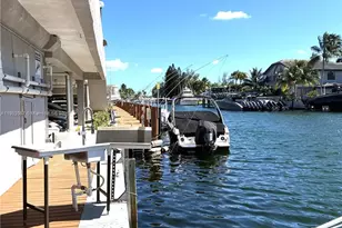 2500 NE 135th St, North Miami, FL 33181 - Photo 23