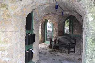 1301 Milan Ave Cottage, Coral Gables, FL 33134 - Photo 9