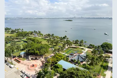 488 NE 18th St #2301, Miami, FL 33132 - Photo 43