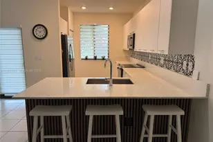 8364 NW 43rd St, Doral, FL 33166 - Photo 23