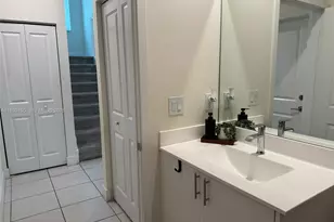 8364 NW 43rd St, Doral, FL 33166 - Photo 41