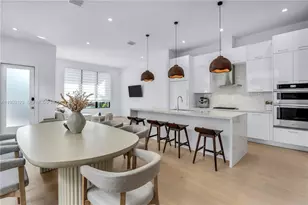 8013 NW 42nd St, Doral, FL 33166 - Photo 15