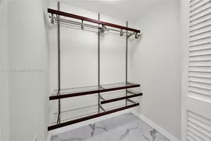 41 SE 5th St, Miami, FL 33131 - Photo 19