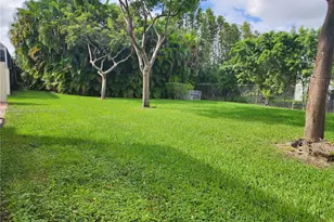 9777 NW 45th Ln, Doral, FL 33178 - Photo 31