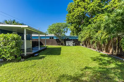 2231 NW 91st St, Miami, FL 33147 - Photo 25