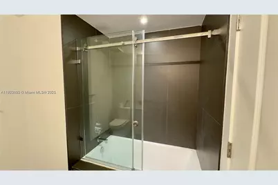 1600 NE 1st Ave #1611, Miami, FL 33132 - Photo 11