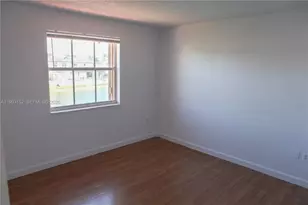 985 NW 132nd Ct, Miami, FL 33182 - Photo 23