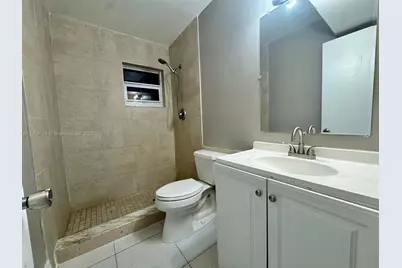 3556 NW 114th Ter #3556, Coral Springs, FL 33065 - Photo 5