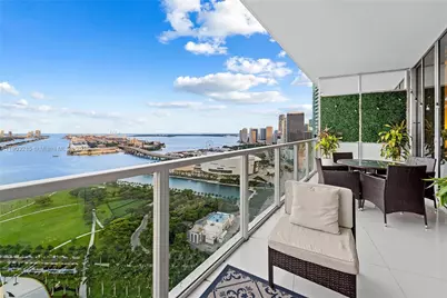 1100 Biscayne Blvd #3303, Miami, FL 33132 - Photo 3