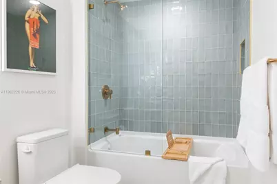 159 NE 6th St #3615, Miami, FL 33132 - Photo 49