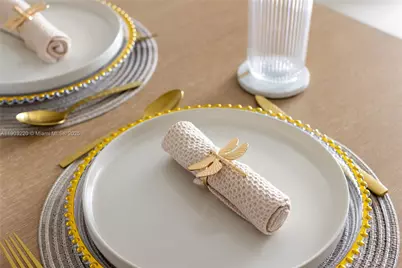 159 NE 6th St #3615, Miami, FL 33132 - Photo 17