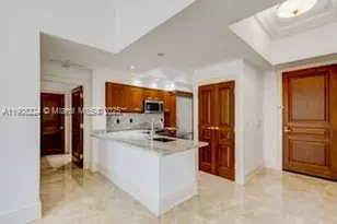 60 Edgewater Dr, Coral Gables, FL 33133 - Photo 5