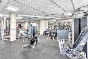 801 Brickell Bay Dr, Miami, FL 33131 - Photo 31