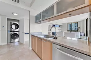 16275 Collins Ave, Sunny Isles Beach, FL 33160 - Photo 7