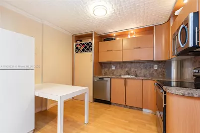 230 174th St #1407, Sunny Isles Beach, FL 33160 - Photo 5