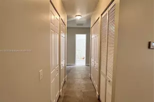 10274 SW 180th St, Miami, FL 33157 - Photo 15