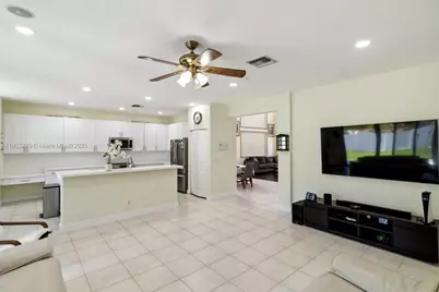 17956 SW 35th Dr, Miramar, FL 33029 - Photo 13