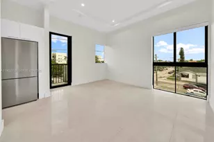 530 SW 11th Ave, Miami, FL 33130 - Photo 13