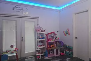 675 E 31st St, Hialeah, FL 33013 - Photo 17