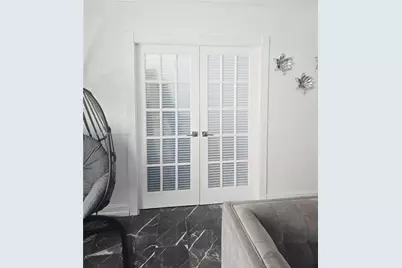 675 E 31st St, Hialeah, FL 33013 - Photo 11