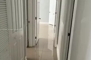 488 NW 165th St Rd, Miami, FL 33169 - Photo 7