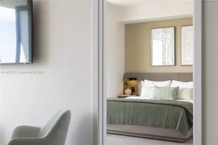 580 72nd St, Miami Beach, FL 33414 - Photo 9