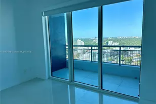 60 SW 13th St, Miami, FL 33130 - Photo 11