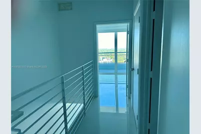 60 SW 13th St #2213, Miami, FL 33130 - Photo 9