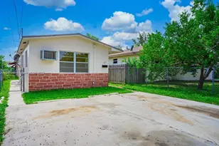 805 NW 3rd Terrace, Hallandale Beach, FL 33009 - Photo 13