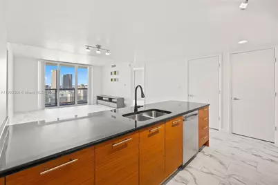 50 Biscayne Blvd #2211, Miami, FL 33132 - Photo 5