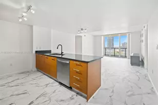 50 Biscayne Blvd, Miami, FL 33132 - Photo 3
