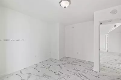 50 Biscayne Blvd #2211, Miami, FL 33132 - Photo 11