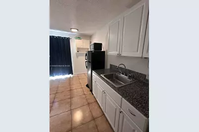 [Address not provided], Hollywood, FL 33020 - Photo 5