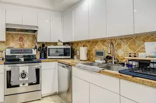 10185 Collins, Bal Harbour, FL 33154 - Photo 7