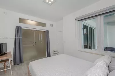 2301 Collins Ave #PH21, Miami Beach, FL 33139 - Photo 17