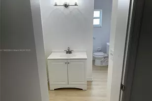 431 Tamiami Blvd, Miami, FL 33144 - Photo 17