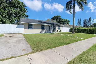 365 SW 17th Ave, Homestead, FL 33030 - Photo 3