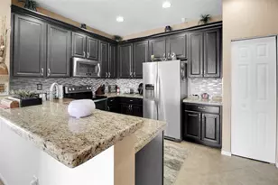 2953 SW 138th Ave, Miramar, FL 33027 - Photo 7