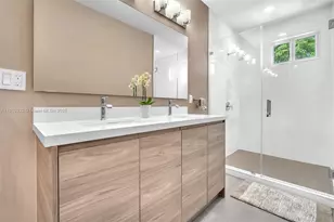 3167 SW 25th St, Miami, FL 33133 - Photo 33