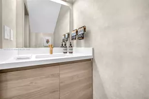 3167 SW 25th St, Miami, FL 33133 - Photo 15