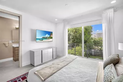 3167 SW 25th St #1, Miami, FL 33133 - Photo 31