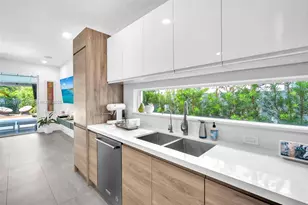 3167 SW 25th St, Miami, FL 33133 - Photo 13