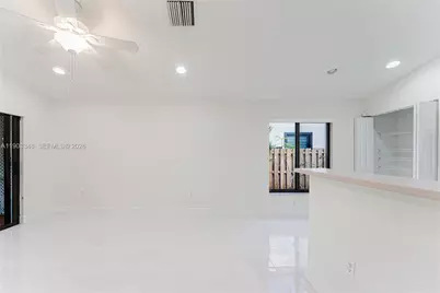 1235 NW 144th Ave, Pembroke Pines, FL 33028 - Photo 31