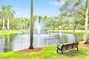 1235 NW 144th Ave, Pembroke Pines, FL 33028 - Photo 3