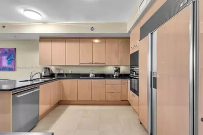 791 Crandon Blvd #1402, Key Biscayne, FL 33149 - Photo 11