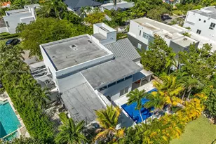 525 Ridgewood Rd, Key Biscayne, FL 33149 - Photo 19