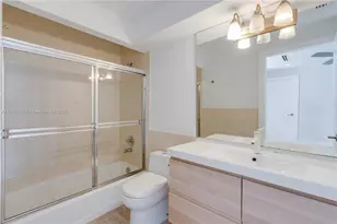 525 Ridgewood Rd, Key Biscayne, FL 33149 - Photo 21