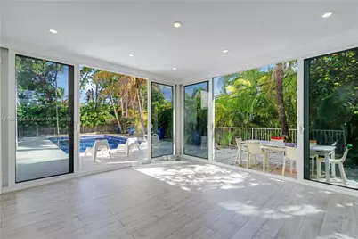 525 Ridgewood Rd, Key Biscayne, FL 33149 - Photo 25