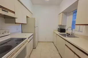 880 Cypress Park Way, Deerfield Beach, FL 33064 - Photo 5